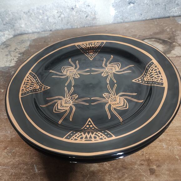 Holiday Home "Modern Mystic" -  Spider & Web Large Ceramic Serving Plate - Picture 1 of 7